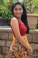 Punarnavi Bhupalam at Enthapani Chesave Sirisha Trailer Launch
